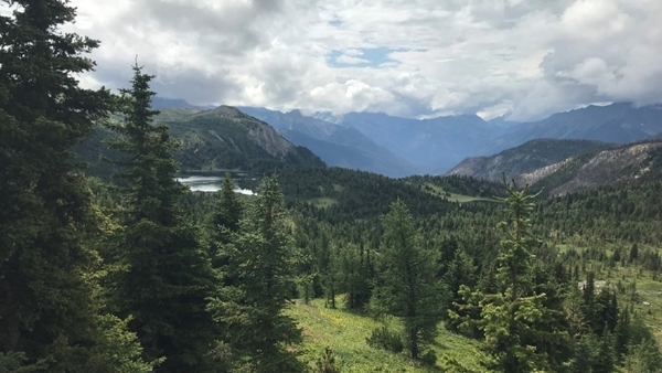 Mountain Scene (1) Mountain Scene (1)